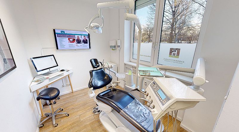 Praxis Mettenhof – Empfang & Wartebereich